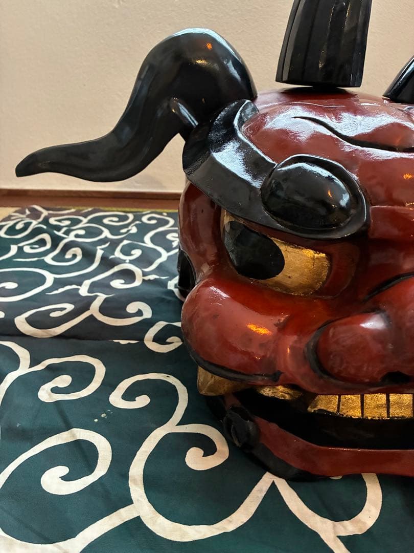 昭和 美品 獅子舞 獅子頭 祝い獅子 木彫り 骨董 唐草模様 風呂敷 希少 レア