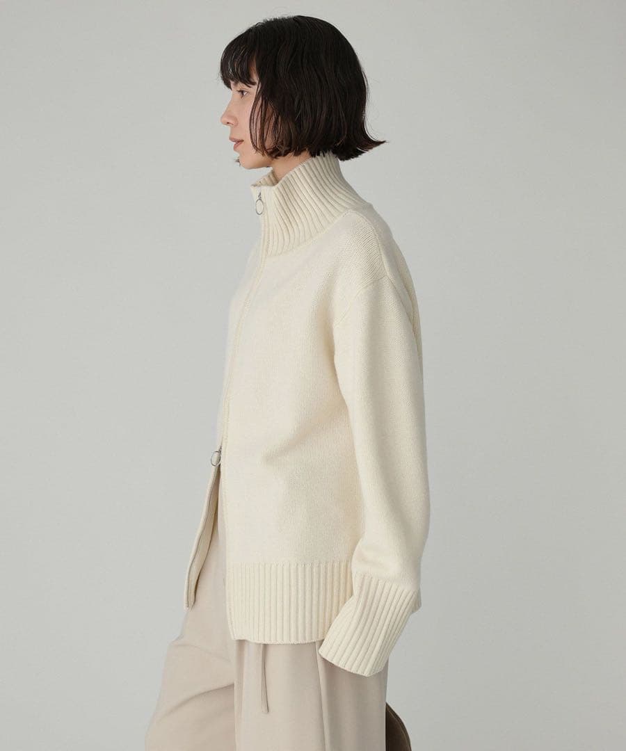ニットZIPブルゾン　【新品・タグ付き】