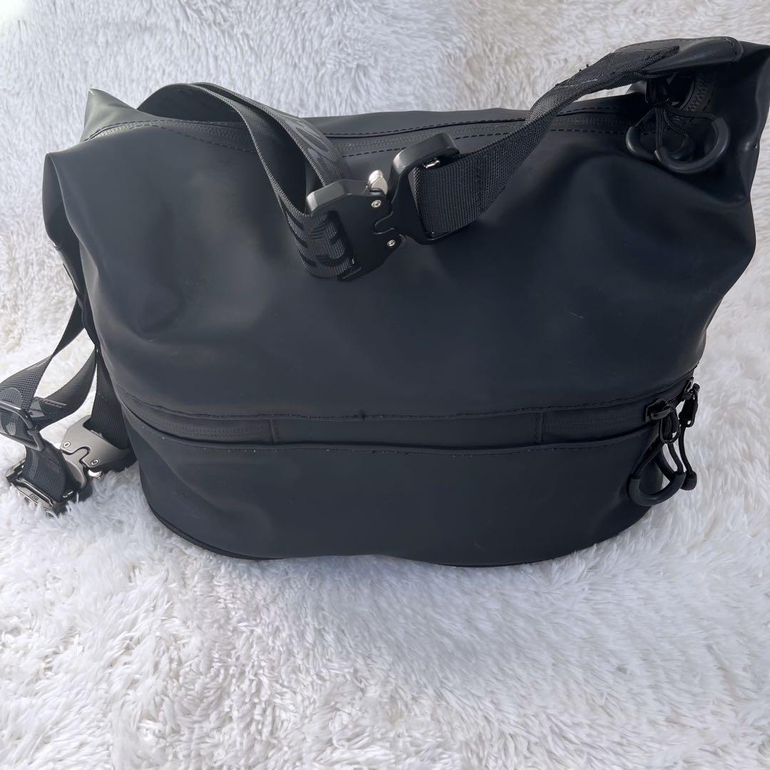 【極美品】1PIU1UGUALE3 ブラック ゴルフバッグ