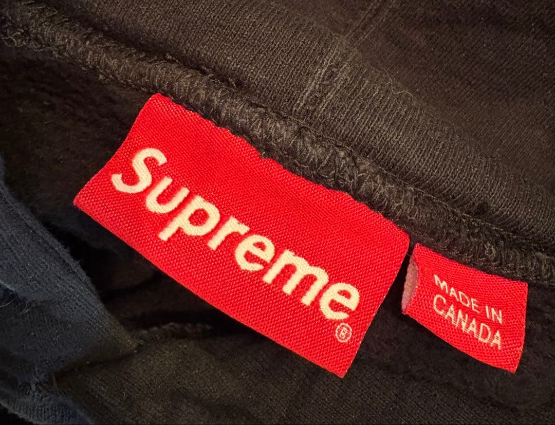 Supreme グラフィックパーカー ブラックシュプリーム Lサイズ