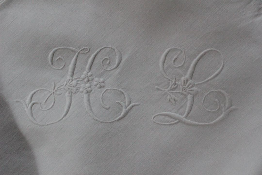 フランスアンティーク/モノグラムクッションカバー/MONOGRAM \"J・M\"