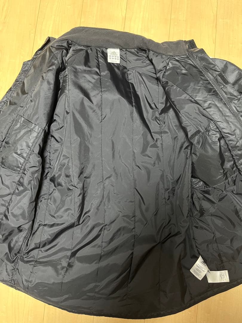 ADIDAS リヴァプール ベンチコート M 黒 赤 白
