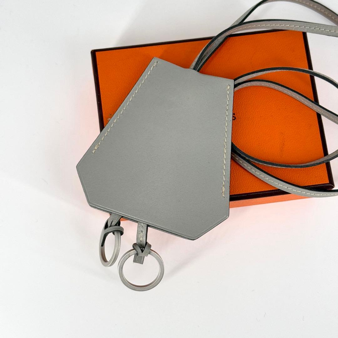 美品 HERMES クロシェット ネックレス グレー キーリング レザー □C