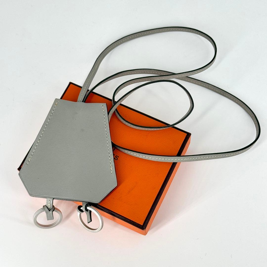 美品 HERMES クロシェット ネックレス グレー キーリング レザー □C