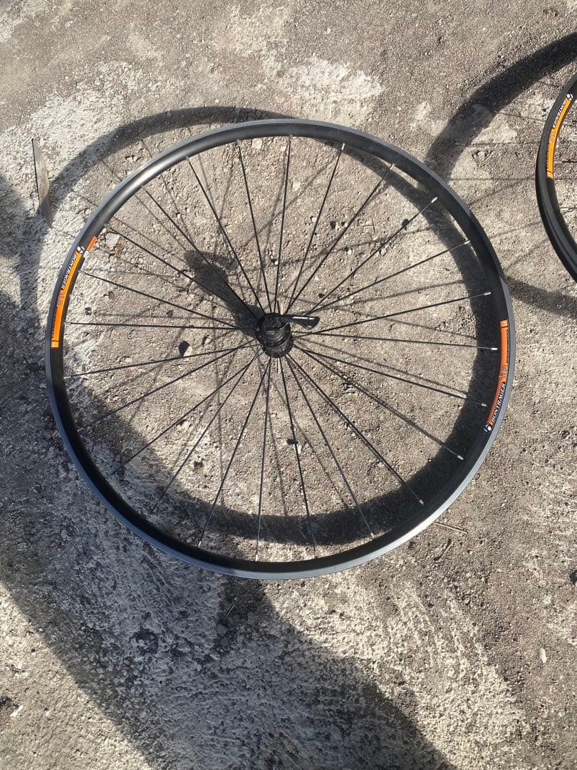 BONTRAGER TLR チューブ無し　ホイール