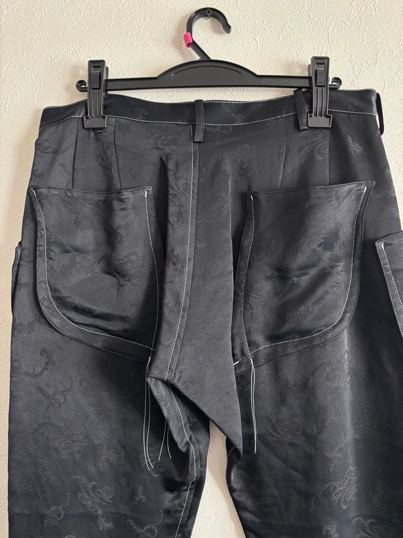 sulvam スティッチスリムフレアパンツ