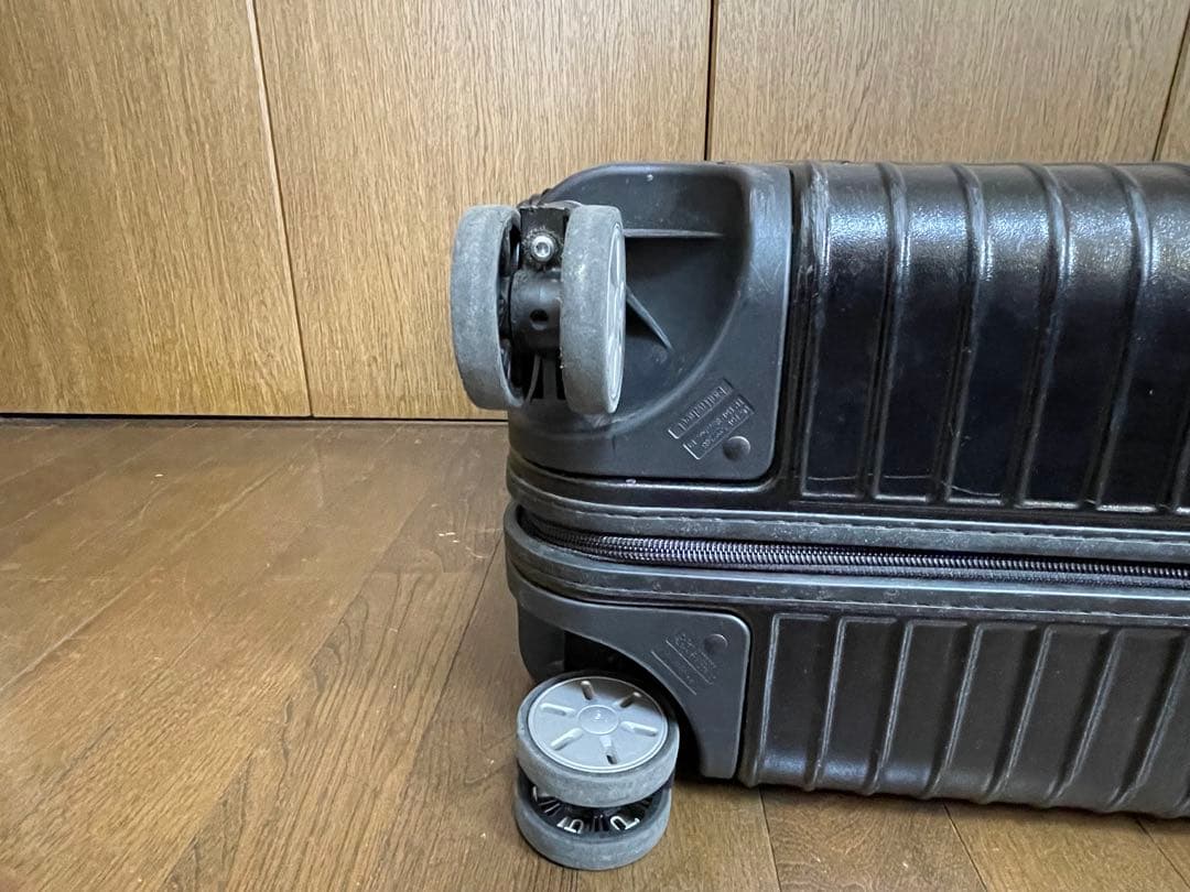 RIMOWA SALSA スーツケース ブラック