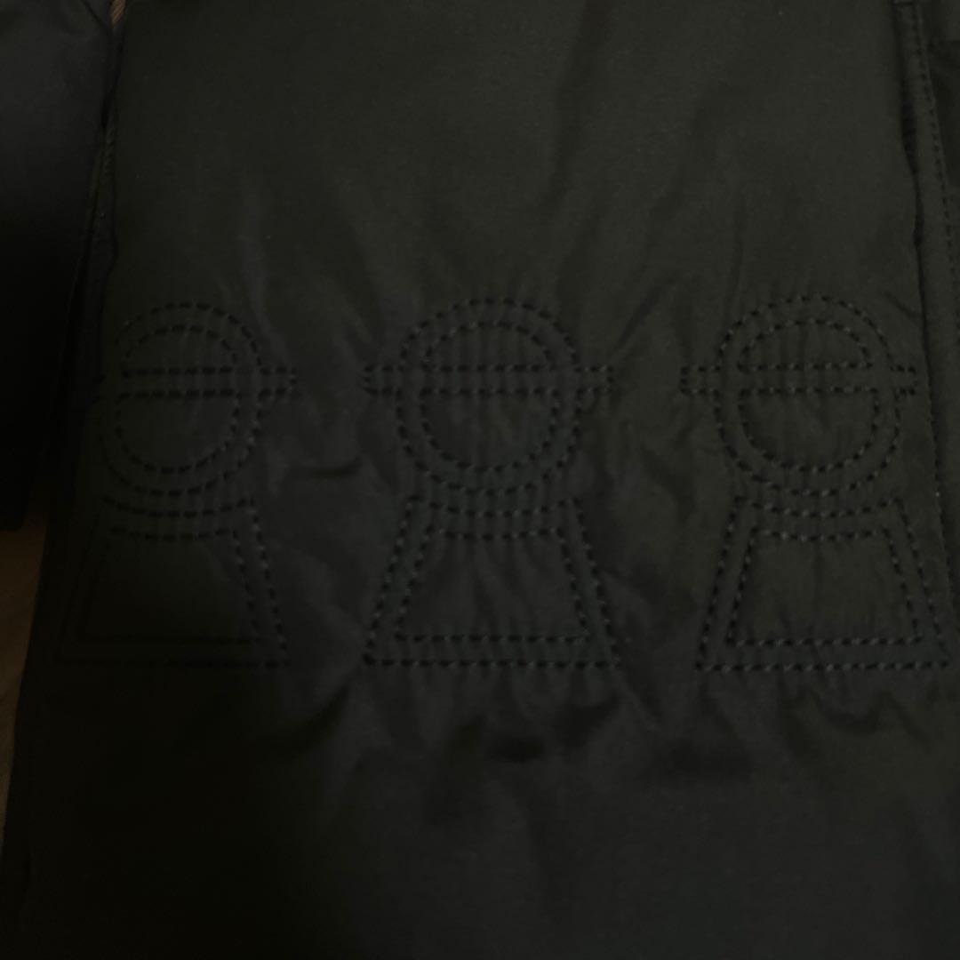 美品 ピッコーネ 刺繍入り フェザー ダウンジャケット38 レディース
