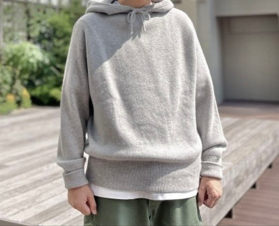【期間限定価格】100% CASHMERE BIG HOODIE