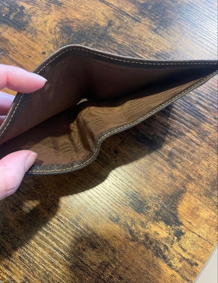 し*ち様 美品　グッチGUCCI GGパターン 二つ折り財布　スプリームオールド