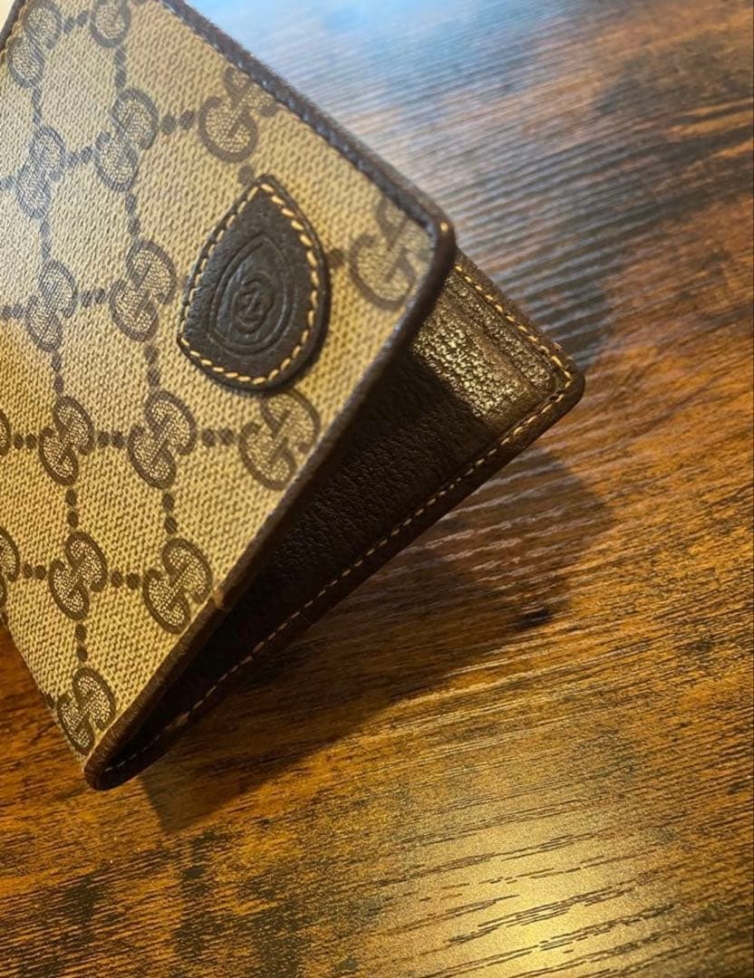し*ち様 美品　グッチGUCCI GGパターン 二つ折り財布　スプリームオールド