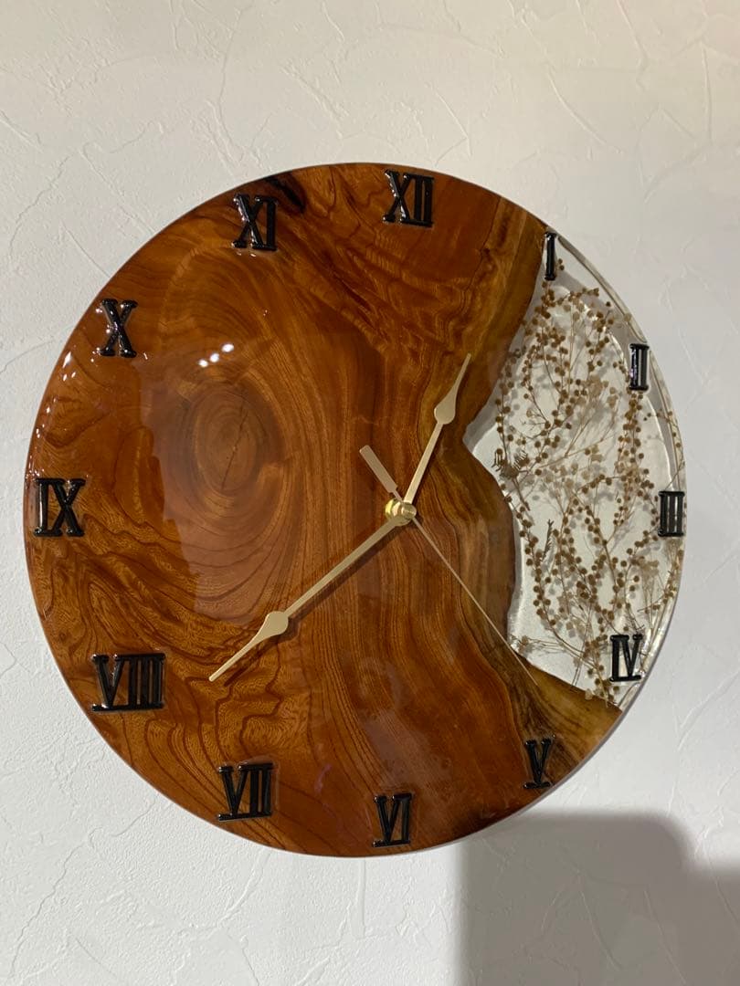 レジン　ハンドメイド　時計　ドライフラワー