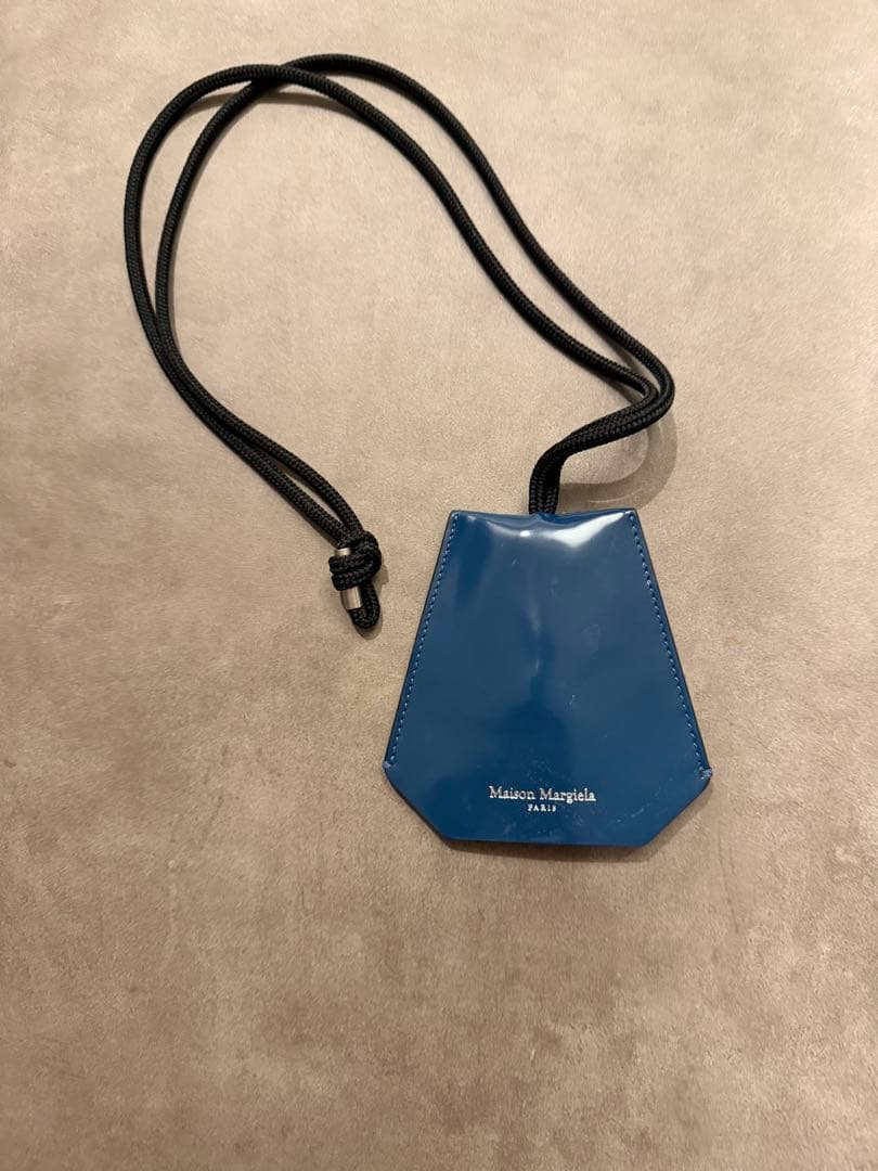 Maison Margiela 青 キーンホルダー