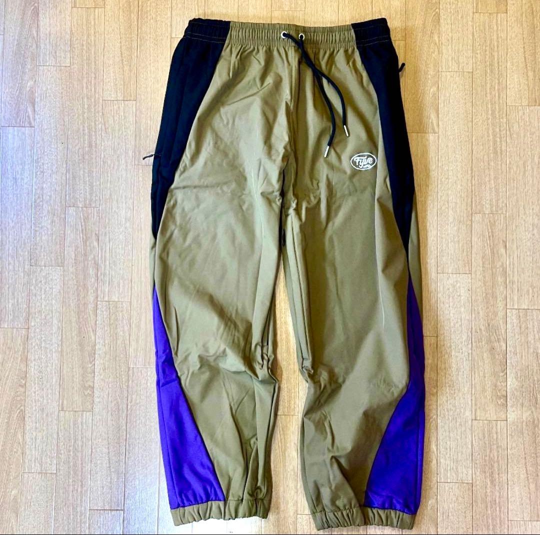 FYVE ファイヴ パンツ スノーボードウェア スノー 新品 タグ付 パーカー
