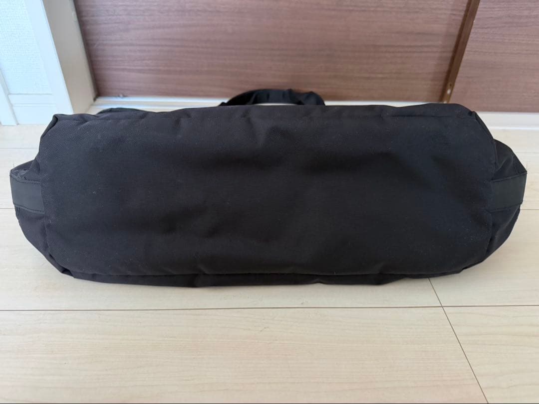 バッグ MONOLITH TOTE STANDARD M