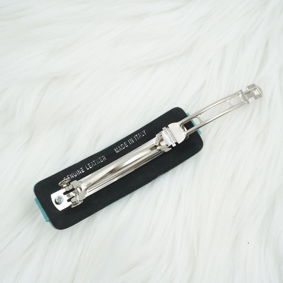未使用品　箱付き　Salvatore Ferragamo バレッタ　ヘアピン