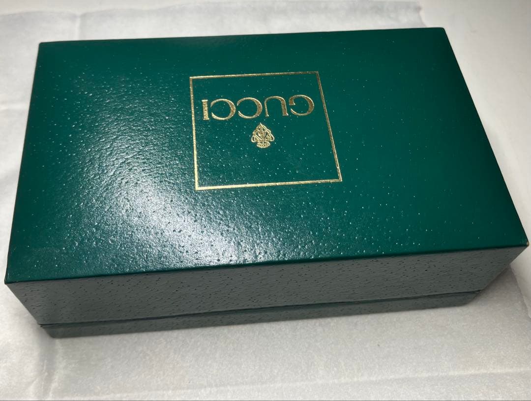 【極美品】 GUCCI チェンジベゼル バングルウォッチ アナログ腕時計・稼働品