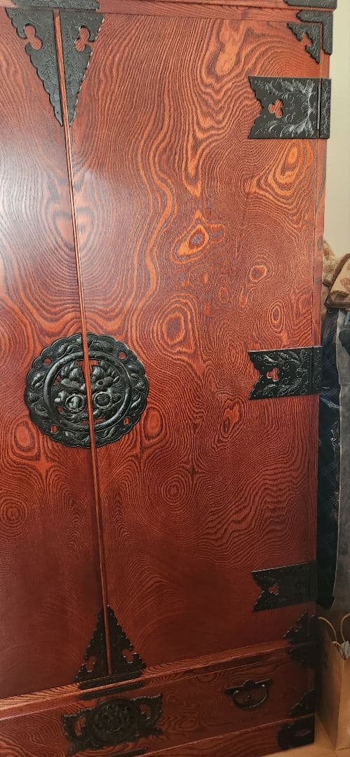 民芸品　箪笥