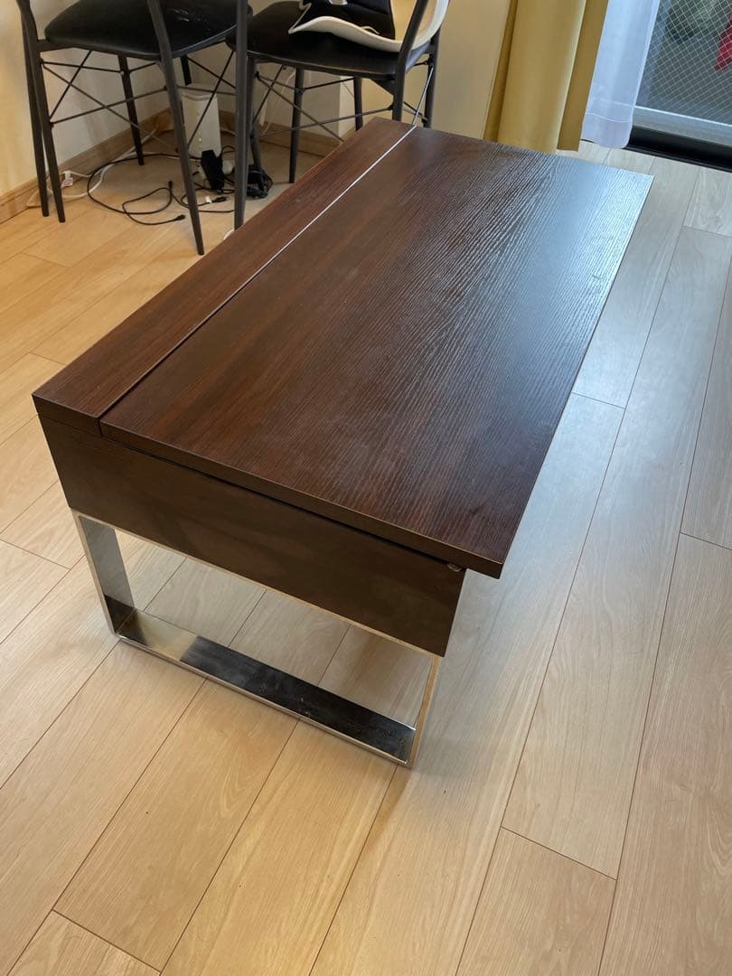 センターテーブル（高さ可変式）