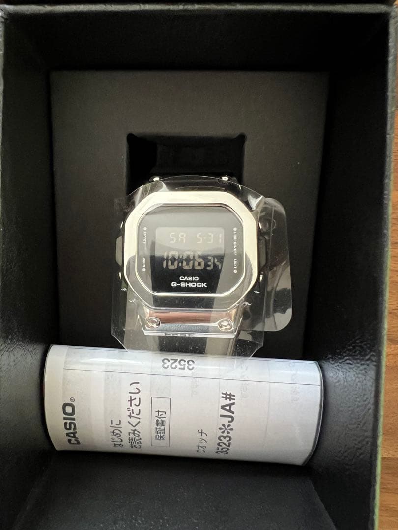 未使用 CASIO G-SHOCK デジタル腕時計 GM-S5600U-1JF