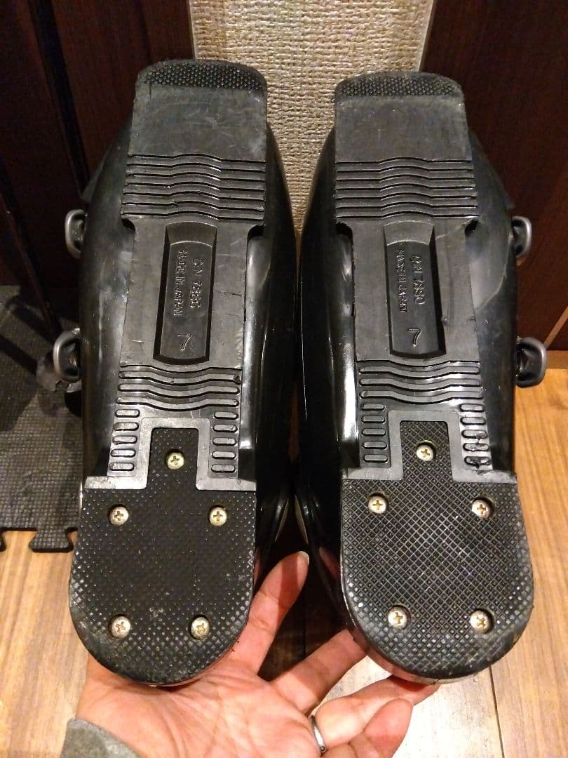 【送料無料】DYNAMIC 学生・男女兼用 スキーセット メンテ・WAX済み✔