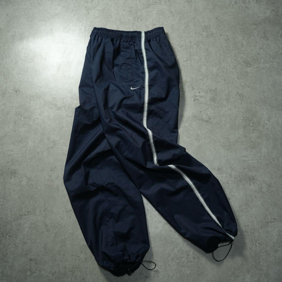ジ*)様 00s NIKE バギー ナイロンパンツ サイドライン ネイビー y2