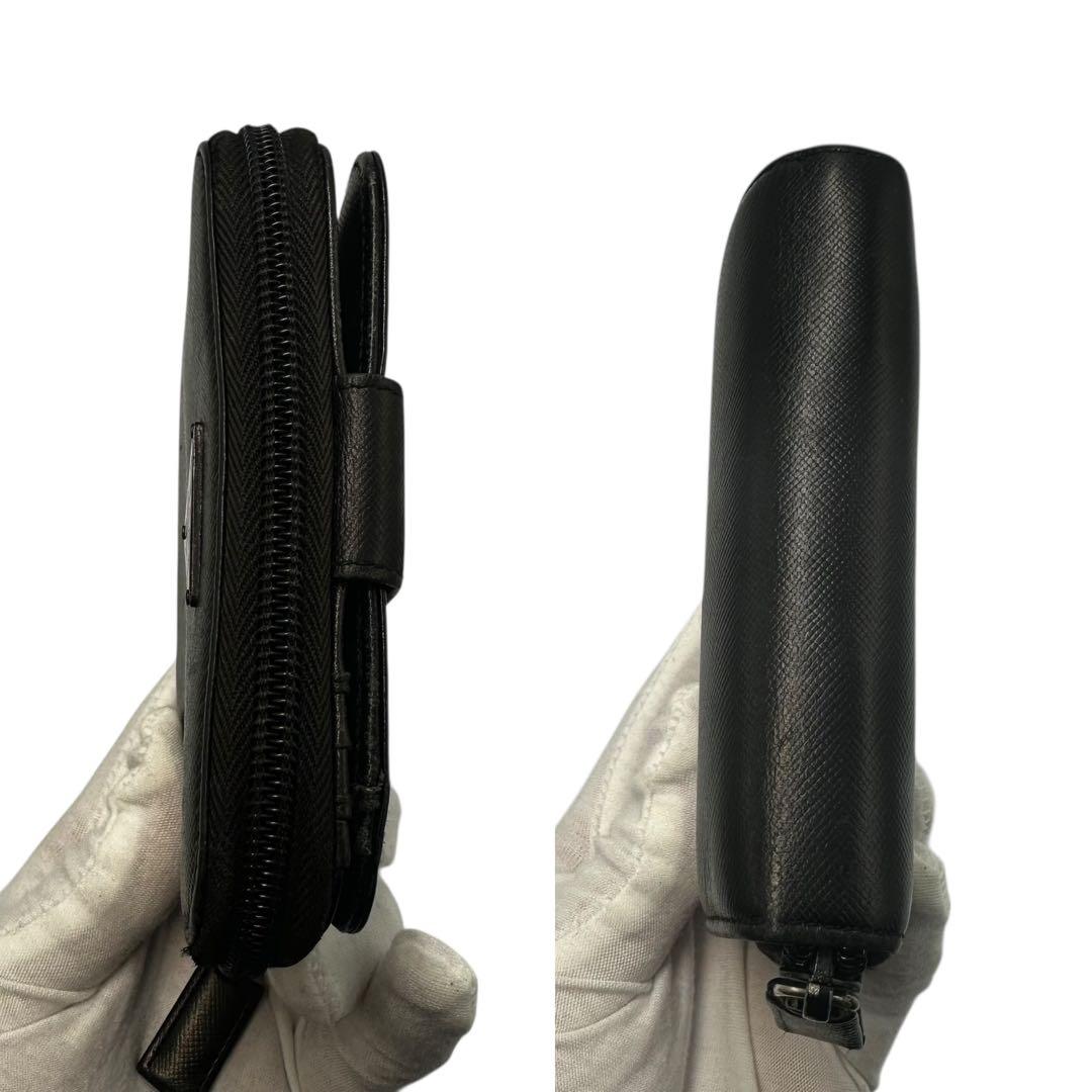 【美品】プラダ 2つ折り長財布 サフィアーノレザー ブラック 黒 三角プレート