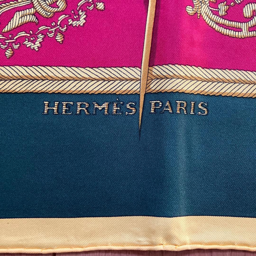 HERMÈSエルメスカレ90パリの紋章HugoGrygkarシルクスカーフ