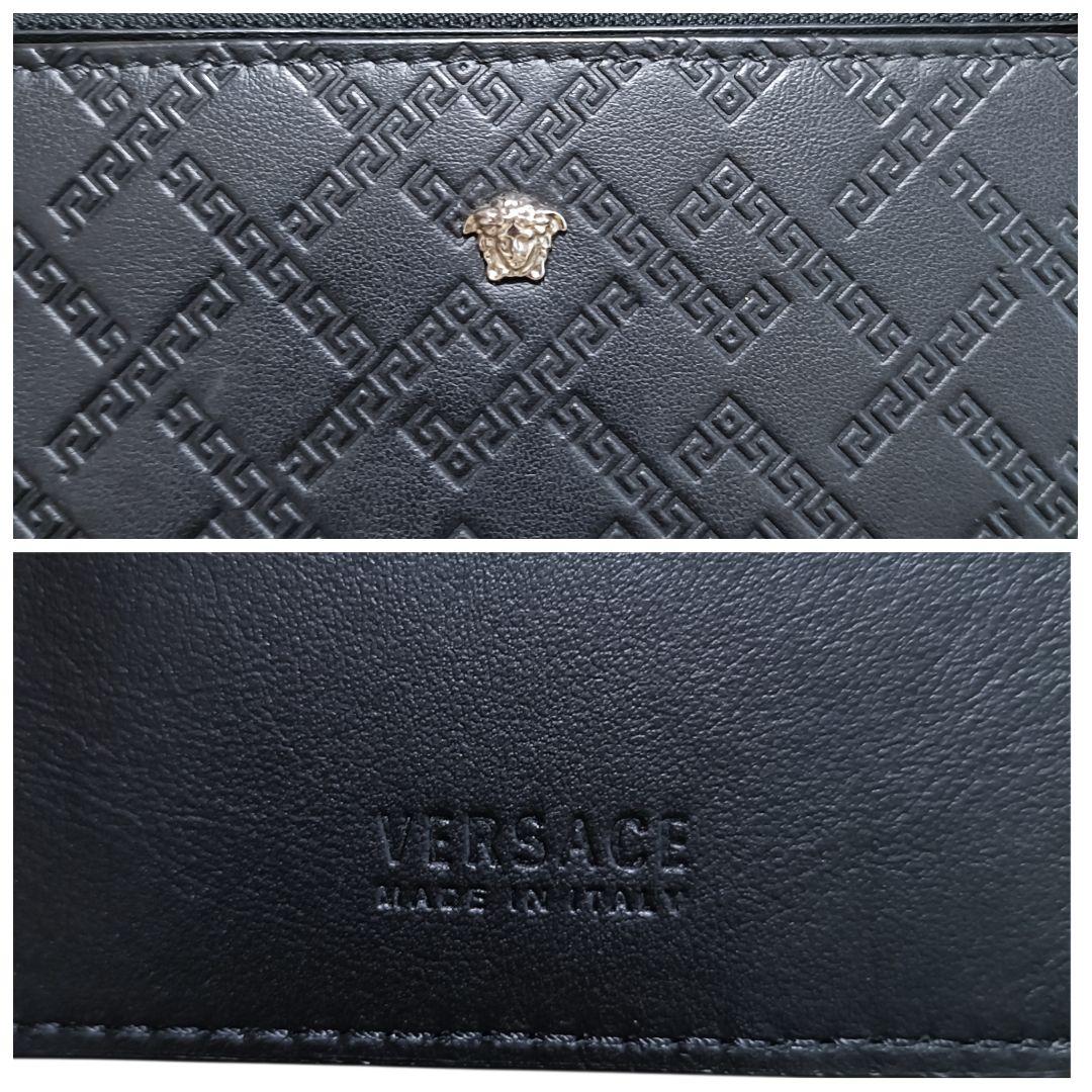 美品 ベルサーチ VERSACE ブラック 差し込みカードケース付 長財布