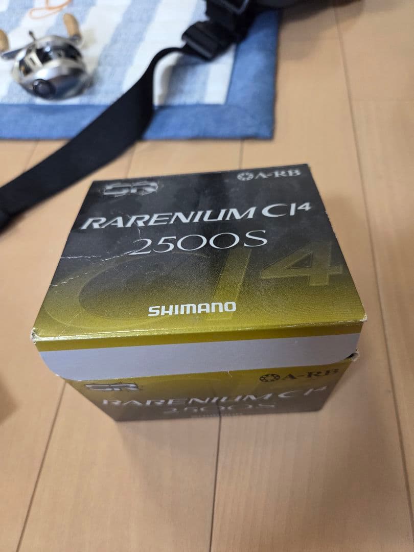シマノ レアニウムC14 2500S スピニングリール