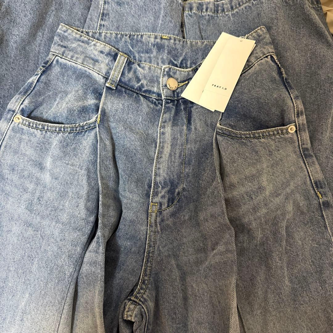 ボックスタックワイドデニムパンツ