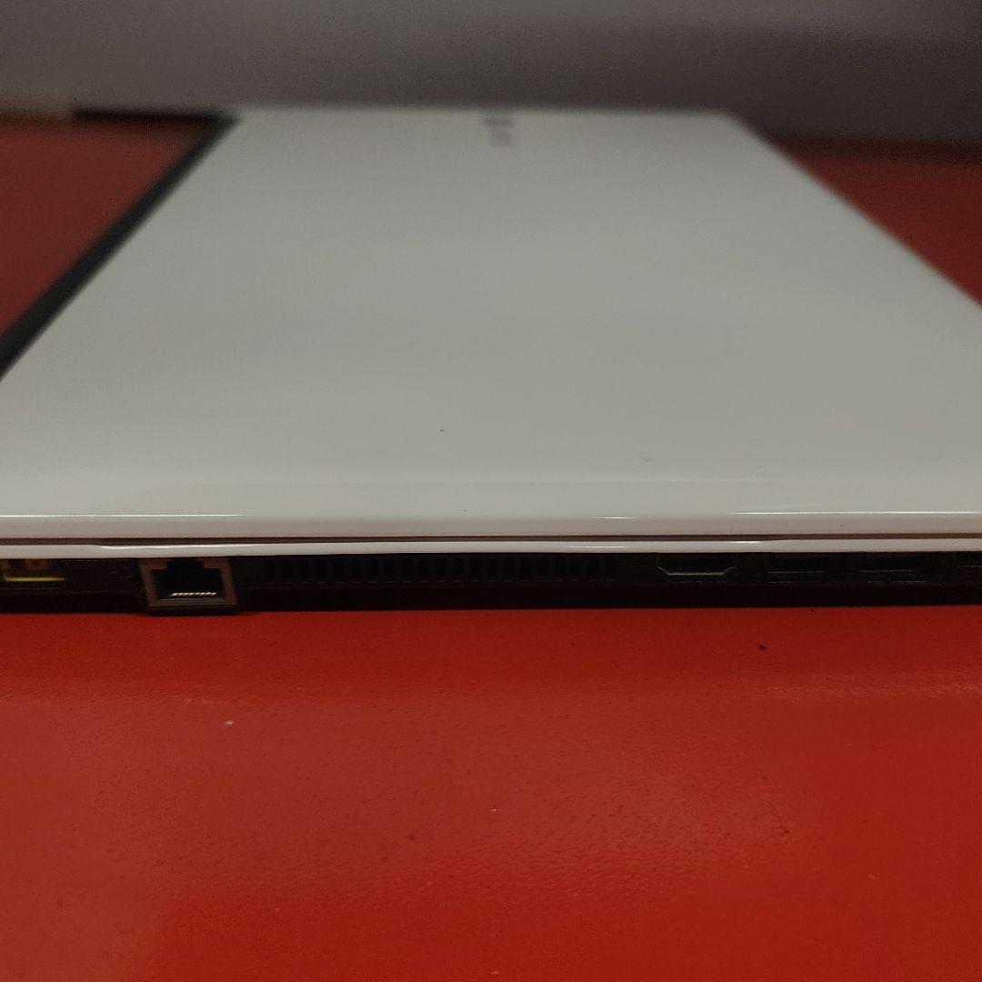 NEC 爆速SSD Windows11 ノートパソコン 極美品