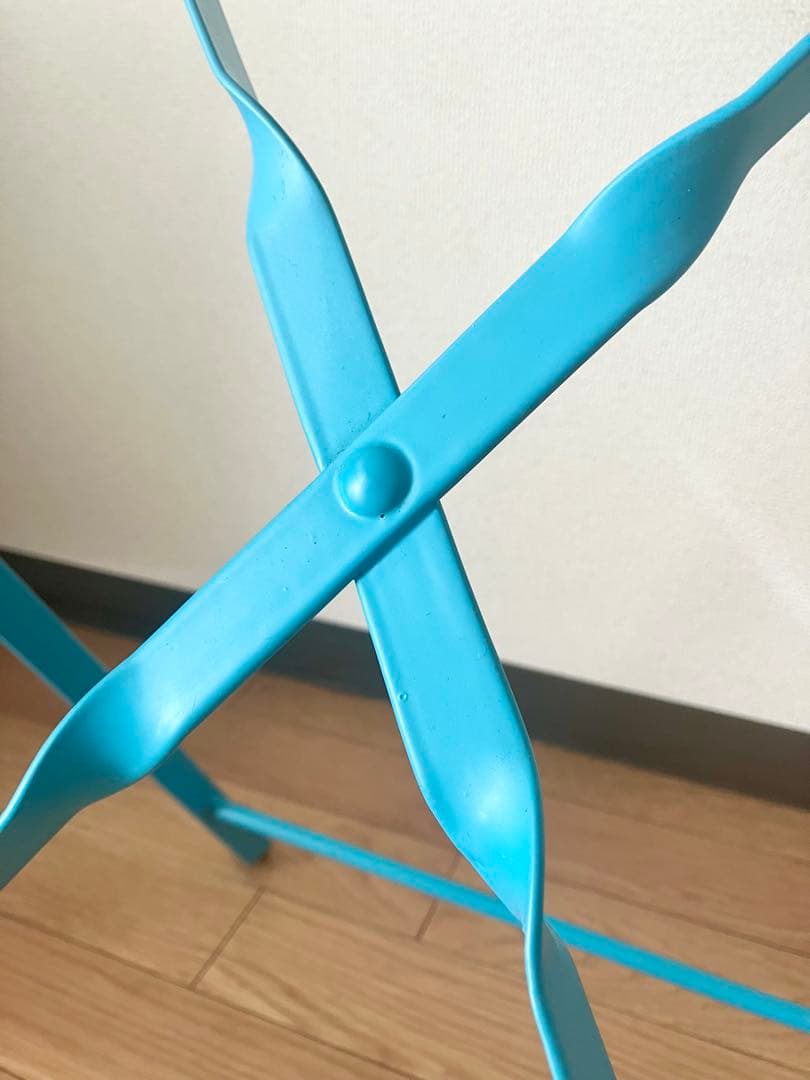 PYLONES　ピローヌ　テーブル　フランス