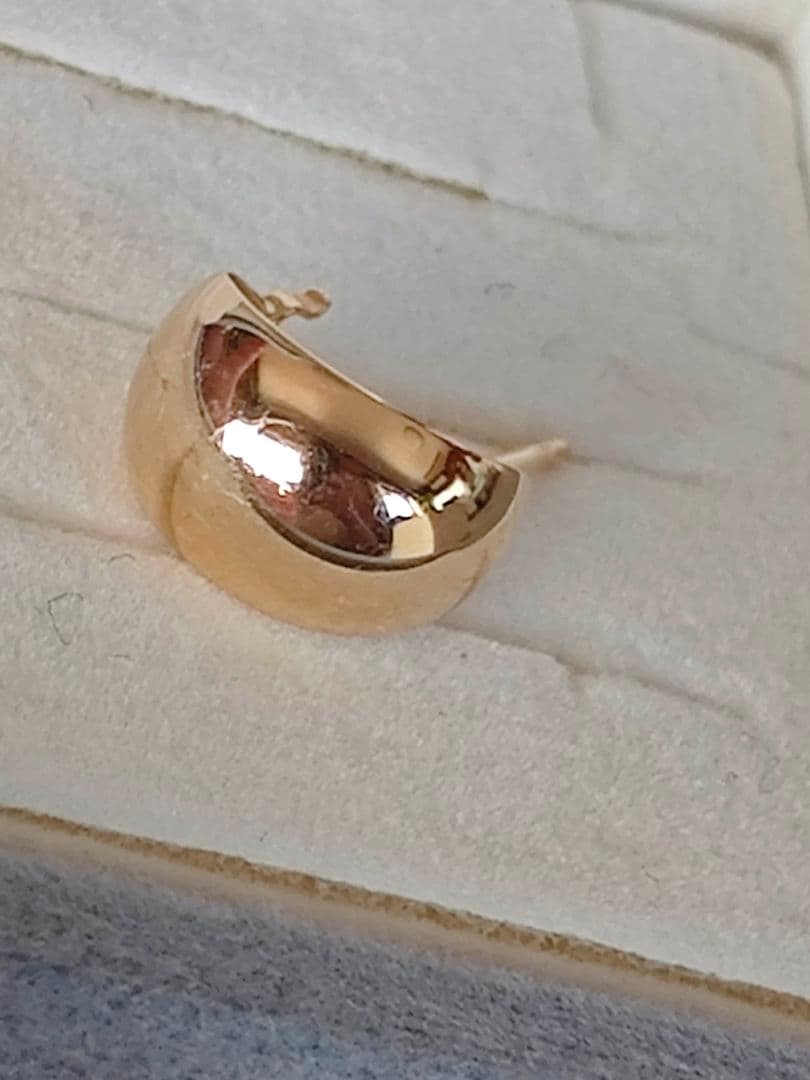 K18ゴールド ハーフムーン 片耳用ピアス