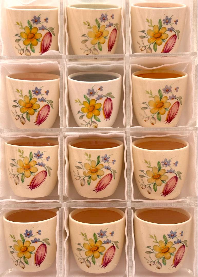 026 スージークーパー　スワンシースプレイ　エッグカップ　ブルー