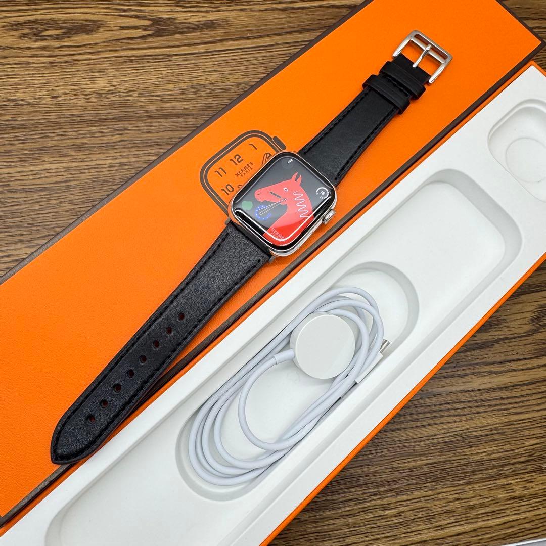 2495 極美品　Apple Watch series7 シルバー　セルラー