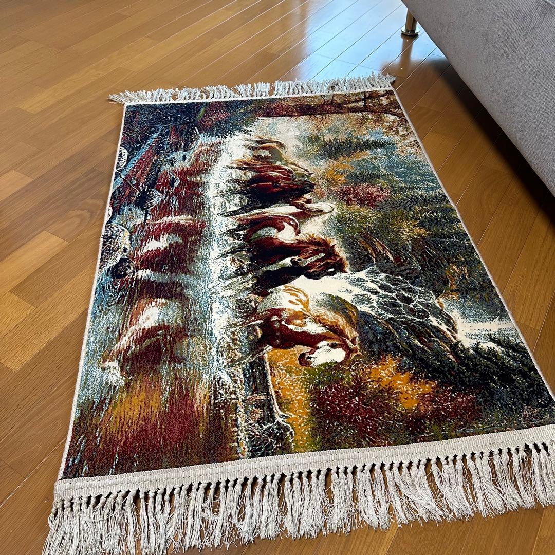 【新品未使用】絵画風絨毯　ペルシャ絨毯　イラン産　絵画　馬　カーペット　ラグ
