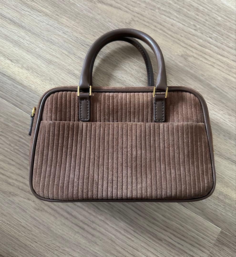 charles & keith Sianna ミニシアンナ ボウリングバッグ