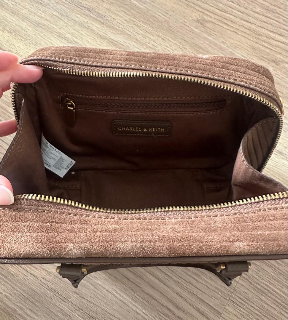 charles & keith Sianna ミニシアンナ ボウリングバッグ