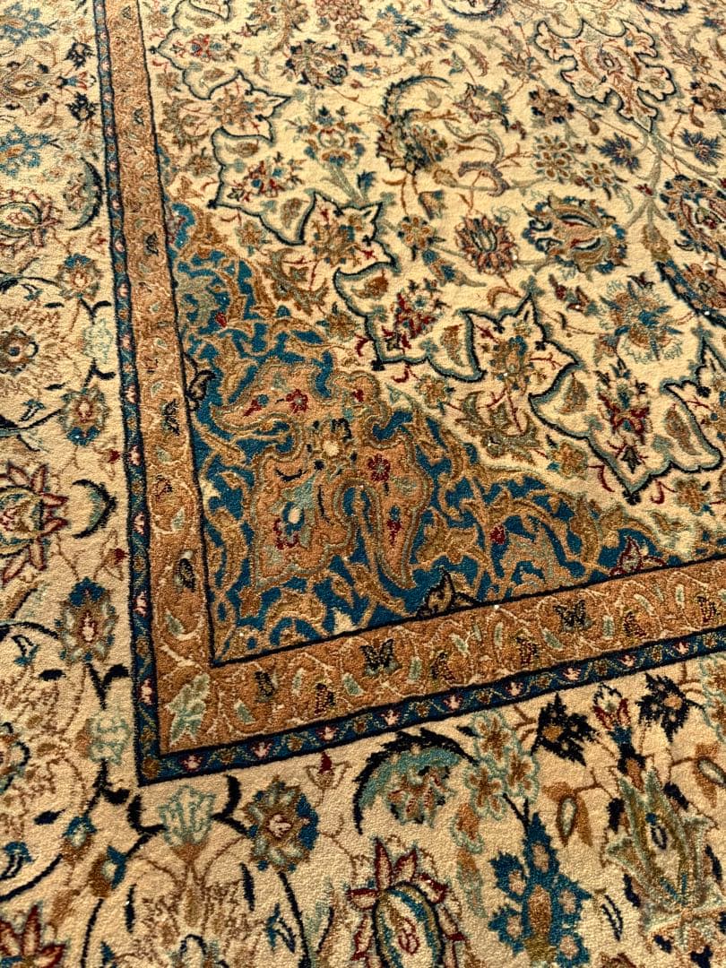 ナイン産 大判ペルシャ絨毯 323×168cm シルク混