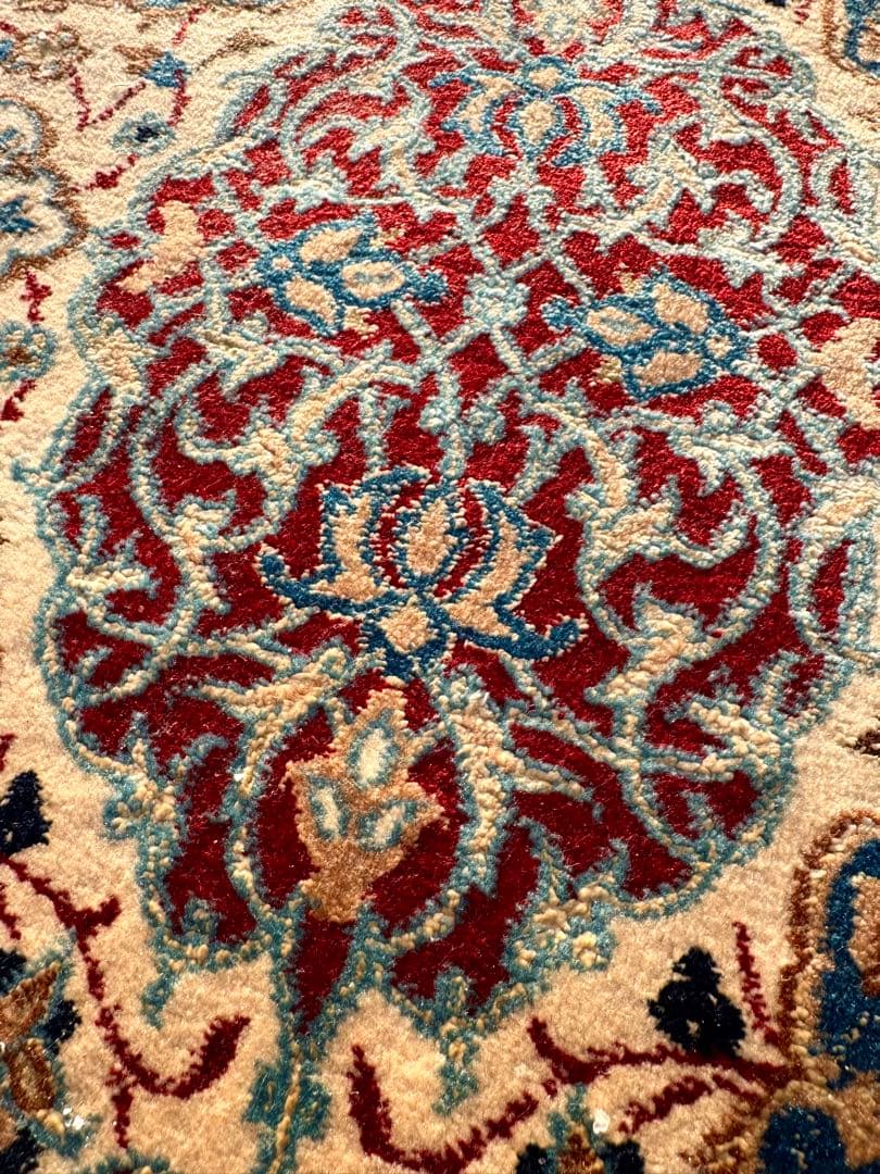 ナイン産 大判ペルシャ絨毯 323×168cm シルク混