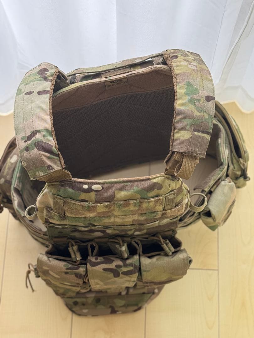 プレートキャリア モジュラー式　WARRIOA ファーストラインポーチ付き