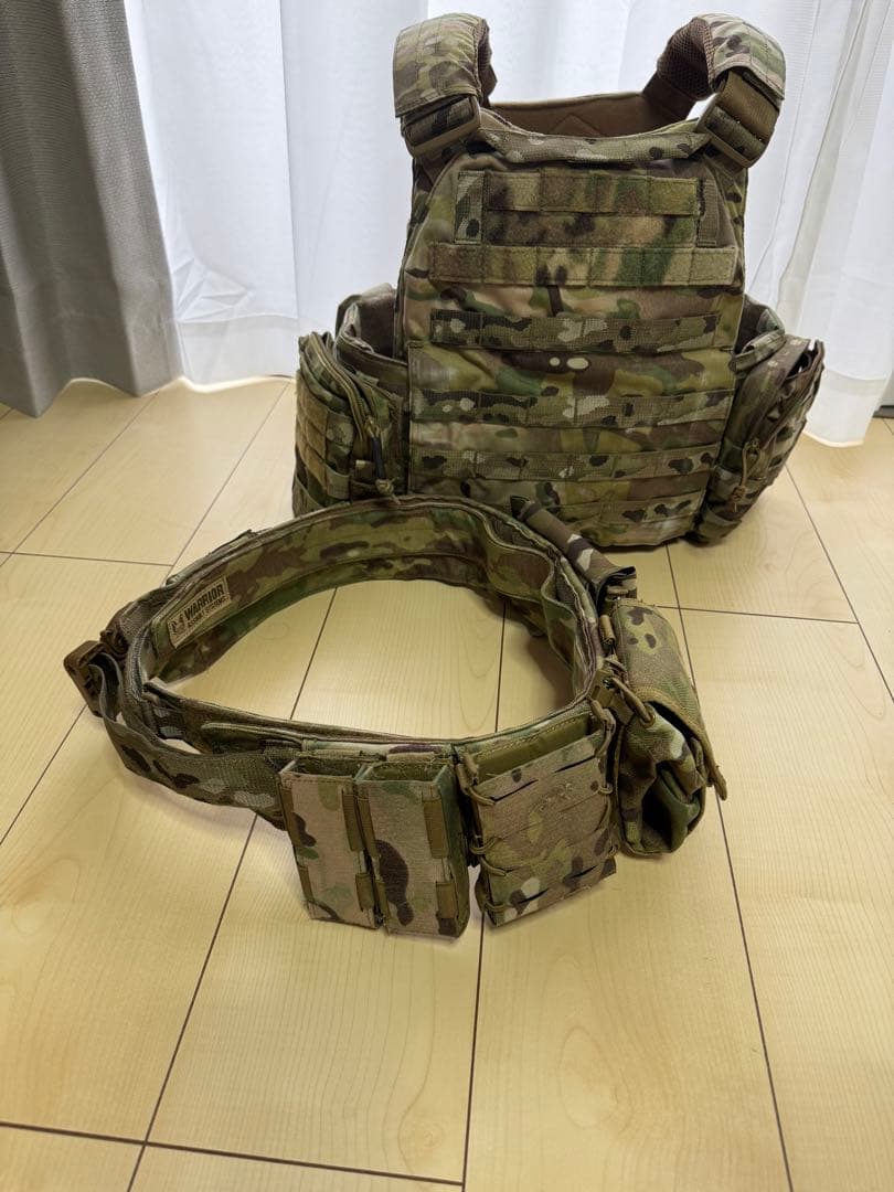 プレートキャリア モジュラー式　WARRIOA ファーストラインポーチ付き
