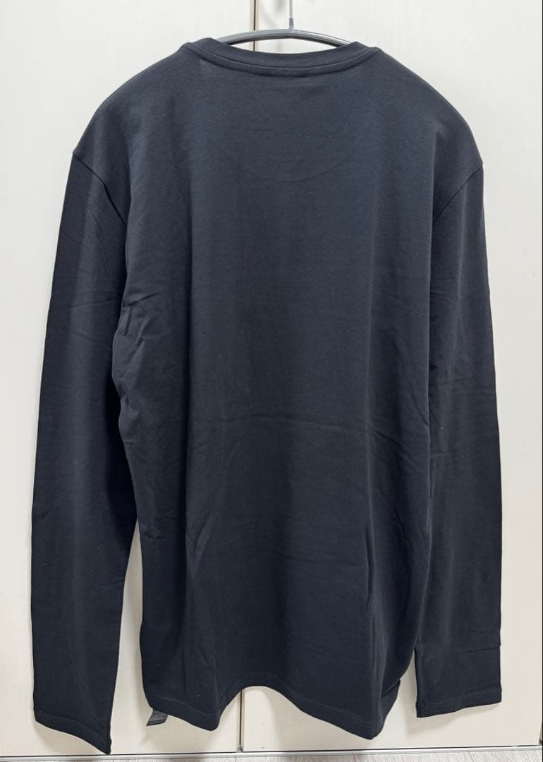【タグ付き新品未使用】EMPORIO ARMANI ロングTシャツ