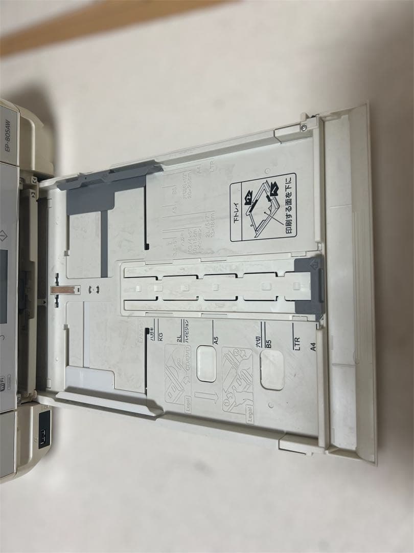V*7様 EPSON EP-805AW プリンター本体 ジャンク 通電確認のみ