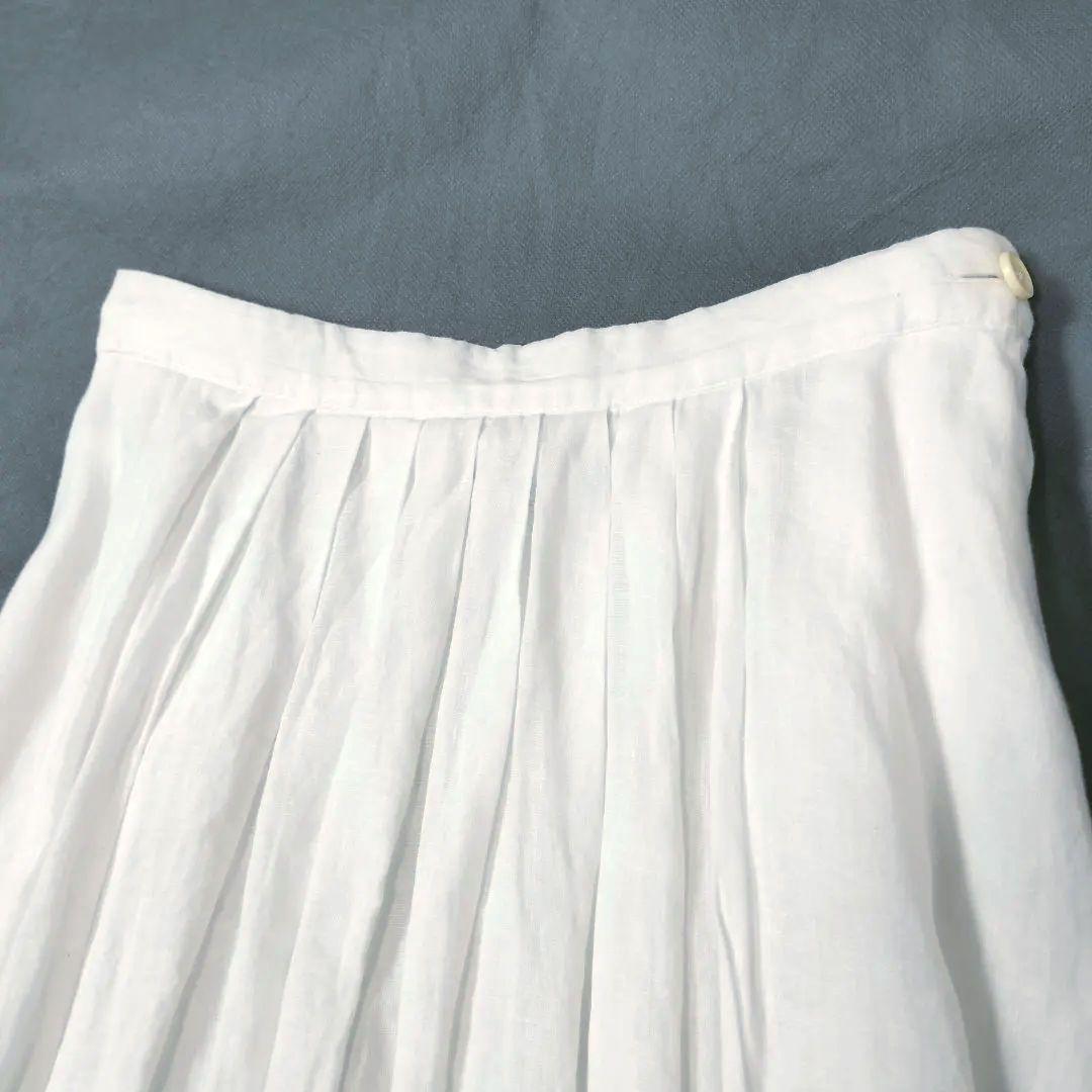 美品　MARGARET HOWELLリネン タックフレアスカート　サイズ1 白