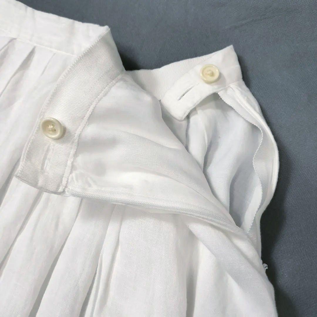 美品　MARGARET HOWELLリネン タックフレアスカート　サイズ1 白