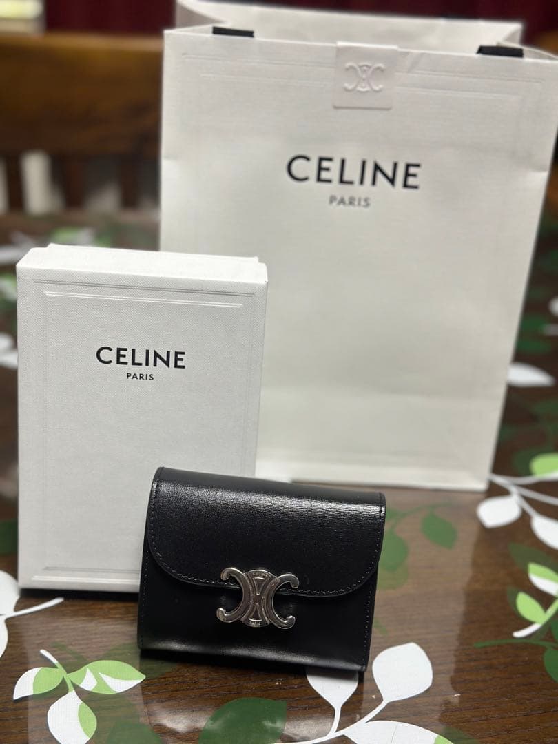 CELINE ブラック 三つ折り財布