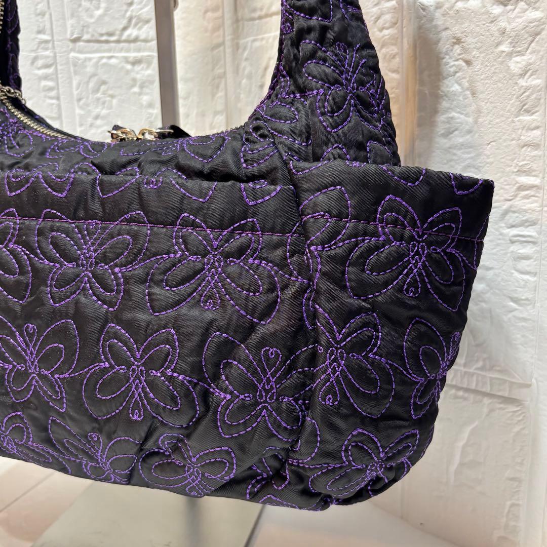 ANNA SUIアナスイ ショルダーバッグ　　キルティング 刺繍 黒紫バタフライ