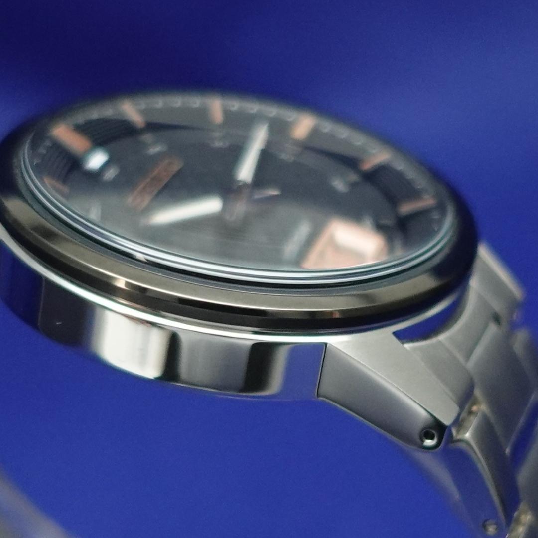 SEIKO セイコー デイト クォーツ SUR285P1 6N76-00H0